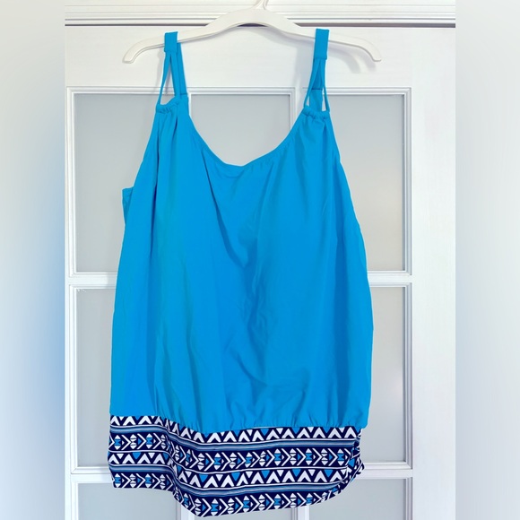 NWT Women’s Plus Size 24W Fullfitall Swimsuit top & shorts - Picture 1 of 10